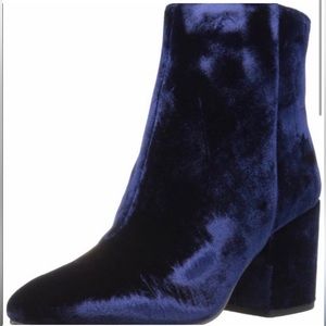 🤩Sam Edelman Velvet Navy Boots